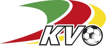 kvoostende